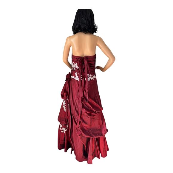 Burgandy Ball Gown Sweetheart Beading Long Taffeta Quinceanera Dress size Medium - Picture 7 of 16